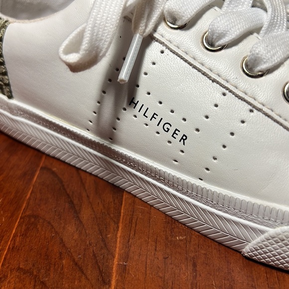 Tommy Hilfiger White Sneakers - Picture 2 of 13